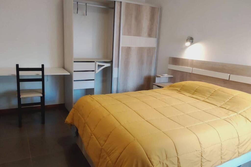 Departamento de un dormitorio en centro rosarino Rosario Exterior foto